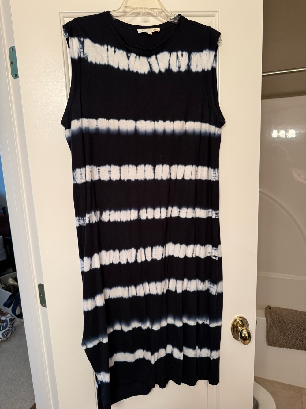 C&C California Black and White Tie-Dye Sleeveless Dress